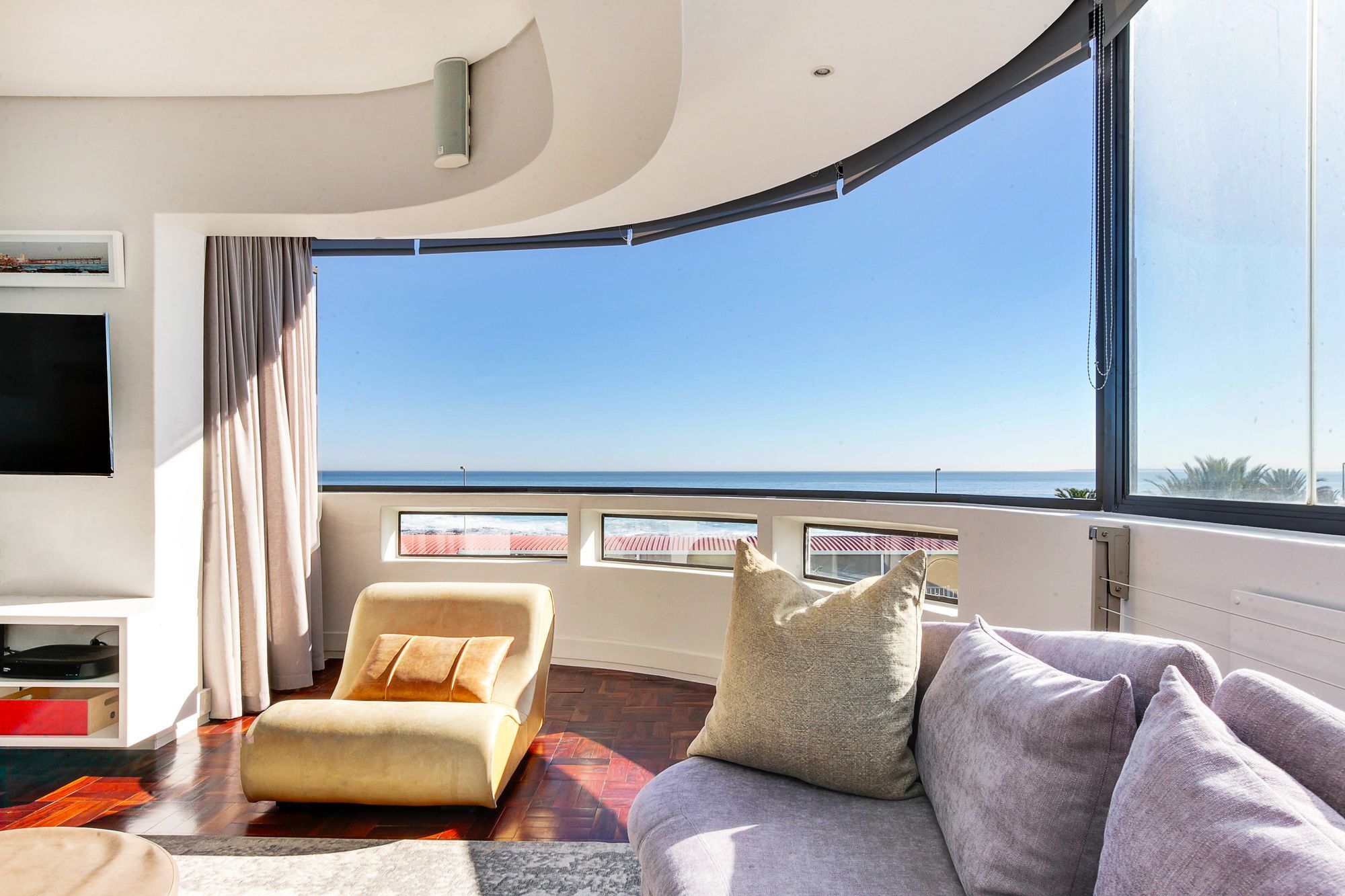 Backup Powered Sea View Apartment On The Promenade Città del Capo Esterno foto